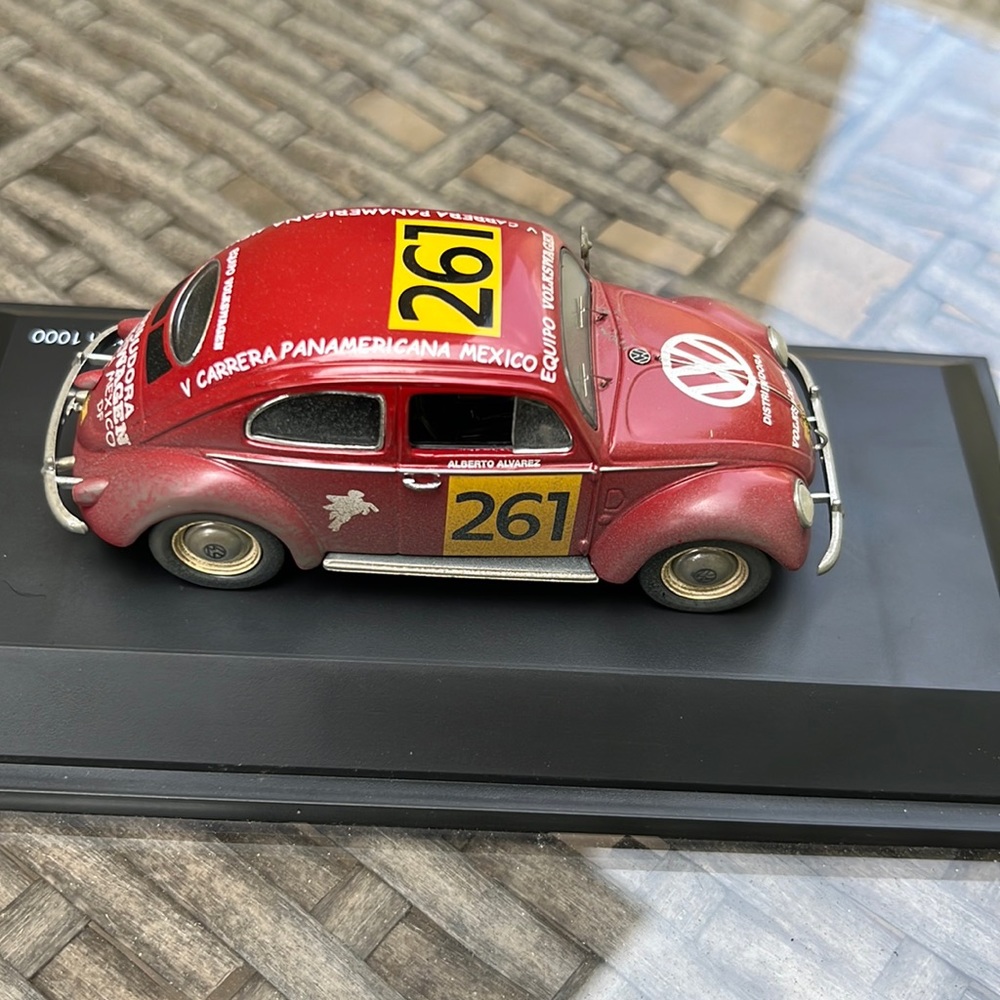 SCHUCO VW KAFER, De Hohenlohe-Alvarez (dirty) Limited edition 1000